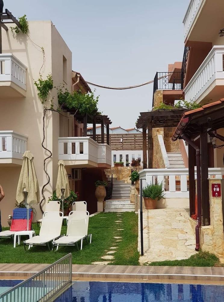 Kokalas Resort Джорджополис Екстериор снимка